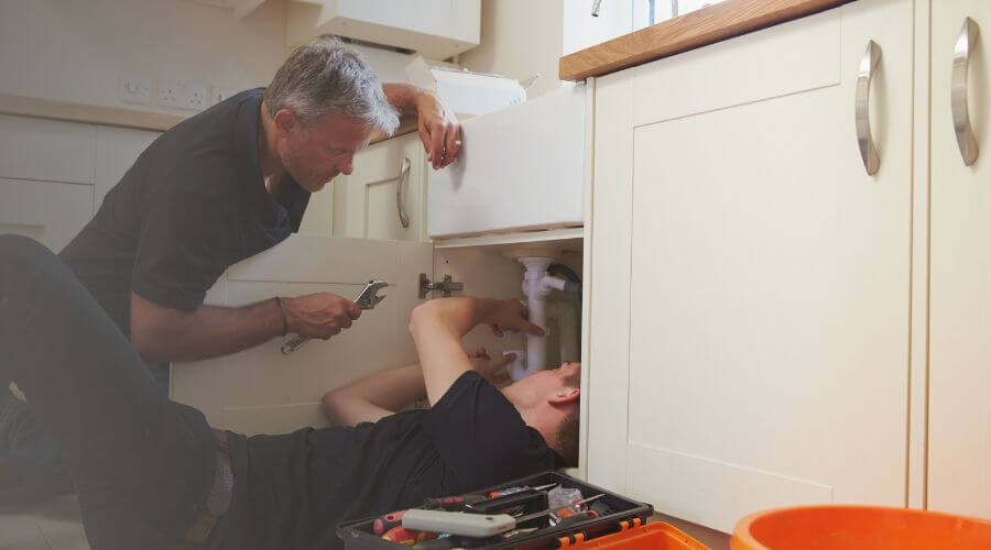 Expert burst pipe repair services in Ocheyedan, IA